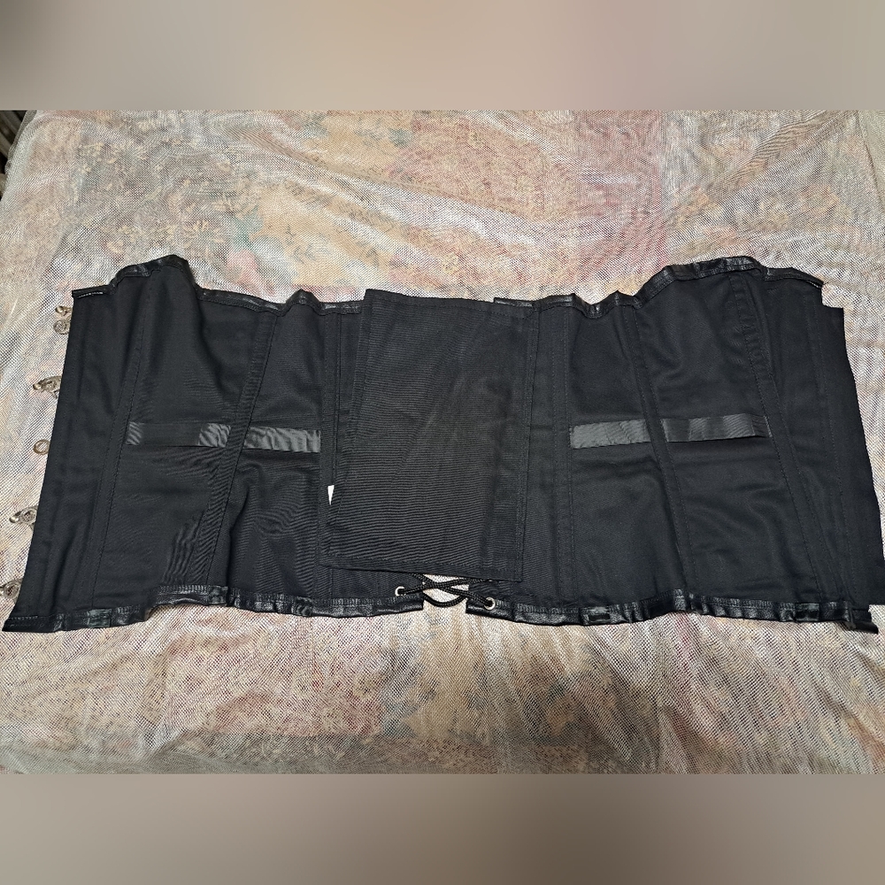 Gothic Corset View 4